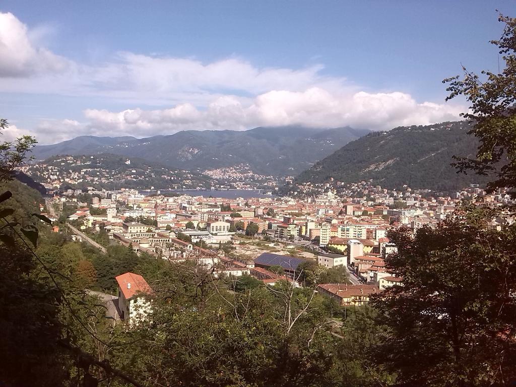 B&B Ai Tre Leoni Lake Como Номер фото